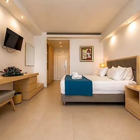 Hotel Kamari 4*