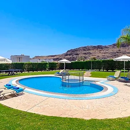 Hotel Kamari 4*